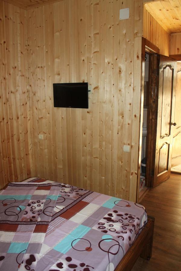 Guest House Vladimir Gagra Exterior foto