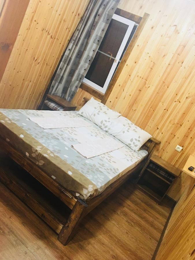 Guest House Vladimir Gagra Exterior foto